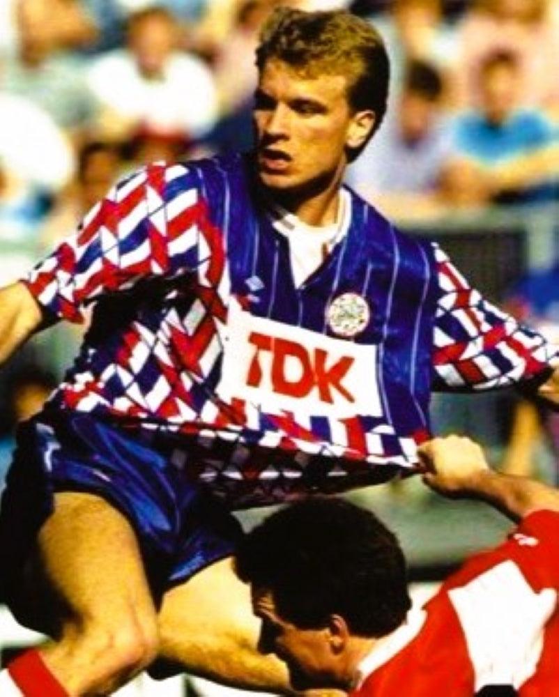 AJAX 1990-91 Dennis Bergkamp (away) - Urbn Football