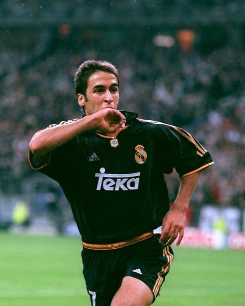 REAL MADRID 1998-99 Raul (away) - Urbn Football