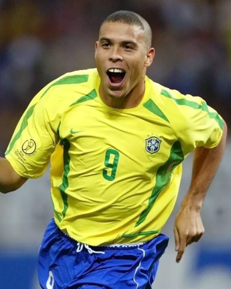BRASILE 2002-03 Ronaldo - Urbn Football