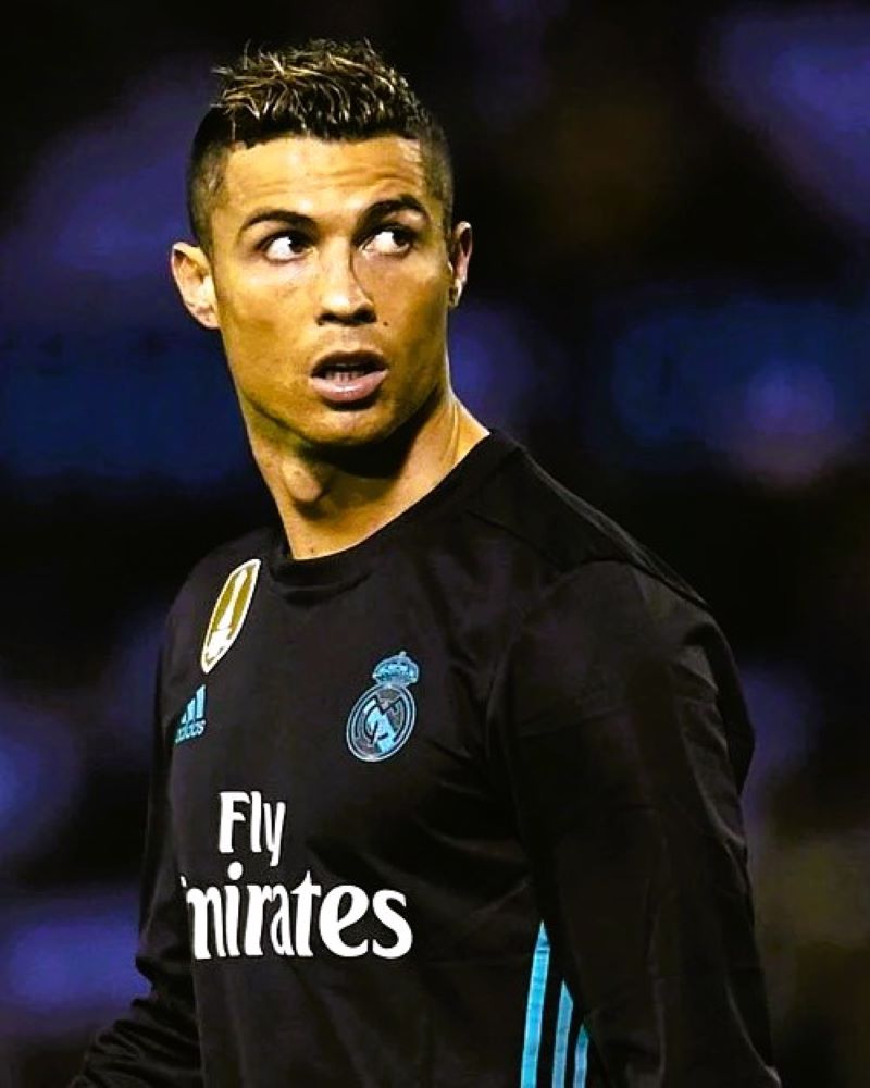 REAL MADRID 2017-18 Cristiano Ronaldo (away) - Urbn Football