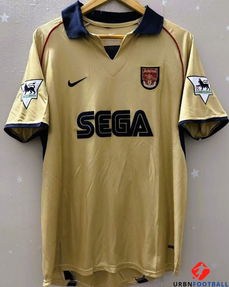 BERGKAMP DENNIS 2001-02 (Ars)