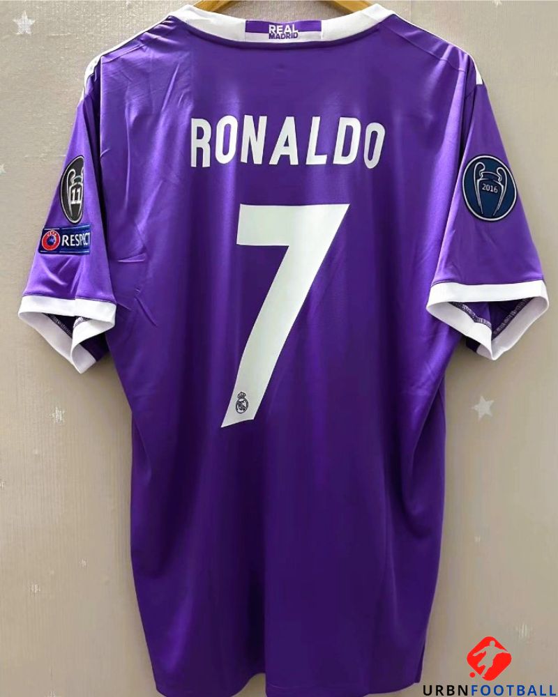 RONALDO CRISTIANO 2016-17 (Real M)