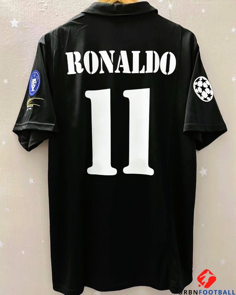 RONALDO 2002-03 (Real M)