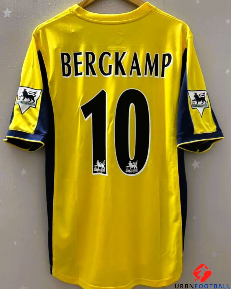 BERGKAMP DENNIS 1999-00 (Ars)