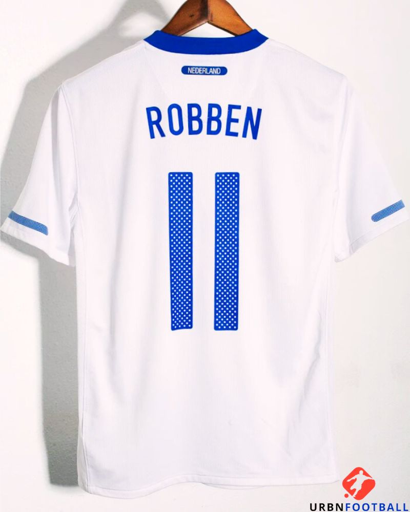 ROBBEN ARJEN 2010-11 (Ola)