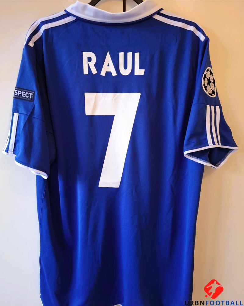 RAUL GONZALEZ BLANCO 2010-11 (Escuela)