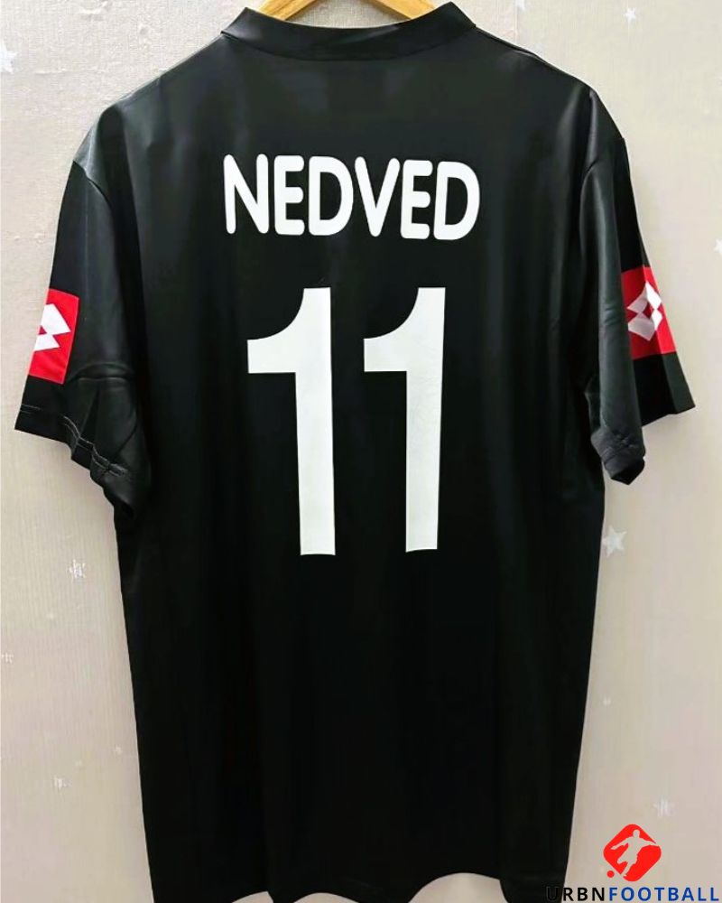 NEDVED PAVEL 2001-02 (Juv)