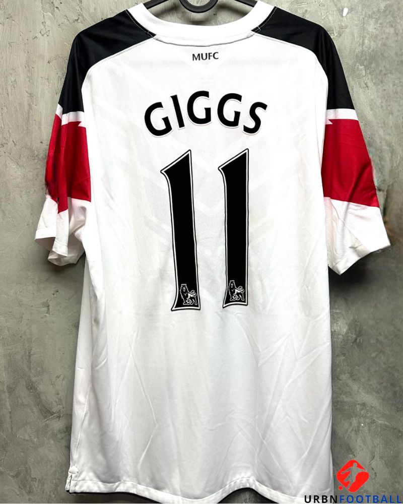 GIGGS RYAN 2010-11 (Man U)