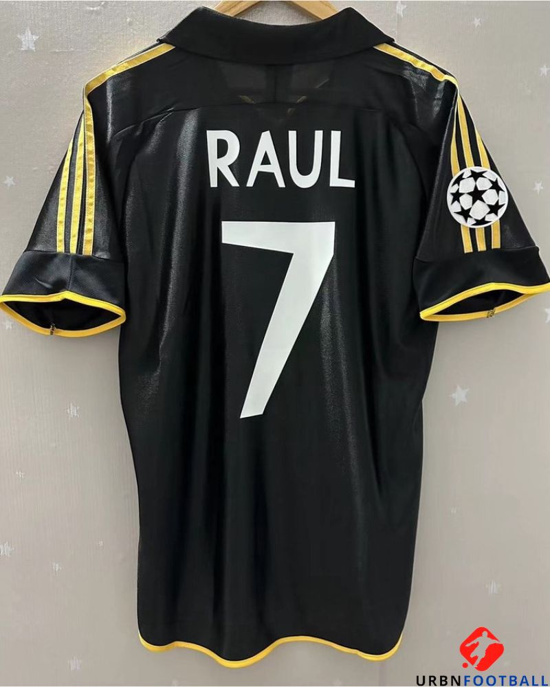 RAUL GONZALEZ BLANCO 1998-99 (Real M)