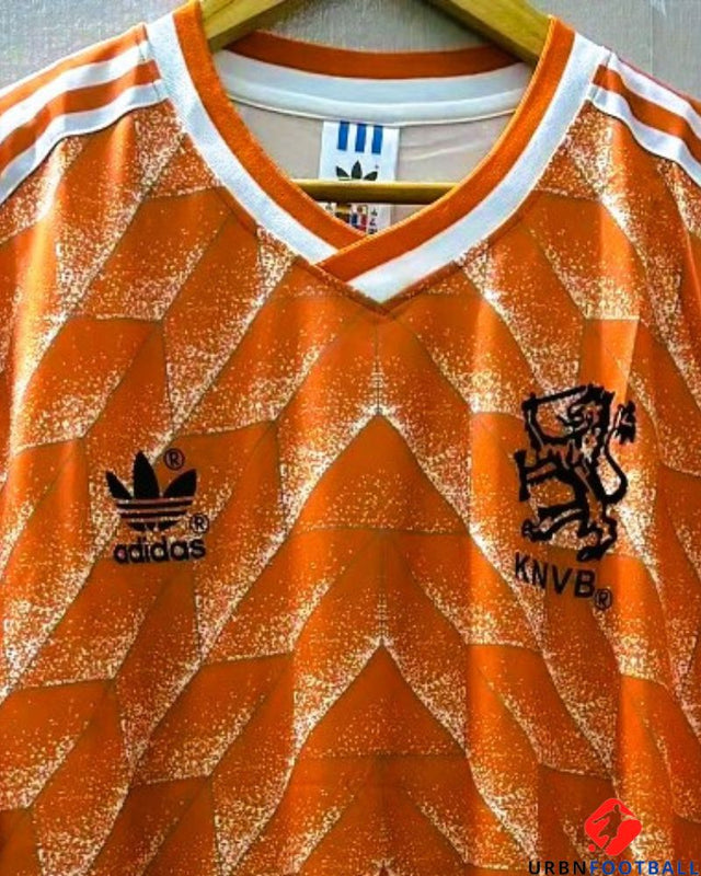 VAN BASTEN MARCO 1988-89 (Ola)