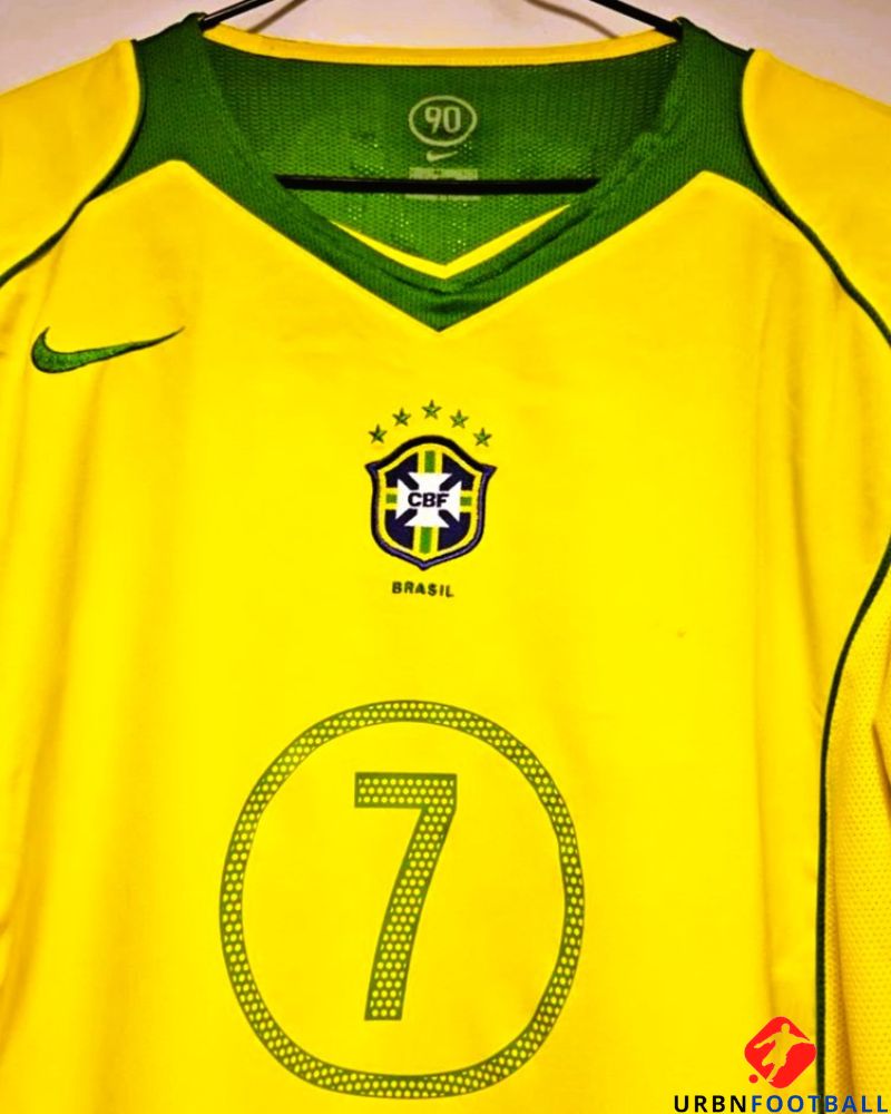 ADRIANO 2004-05 (Bra)