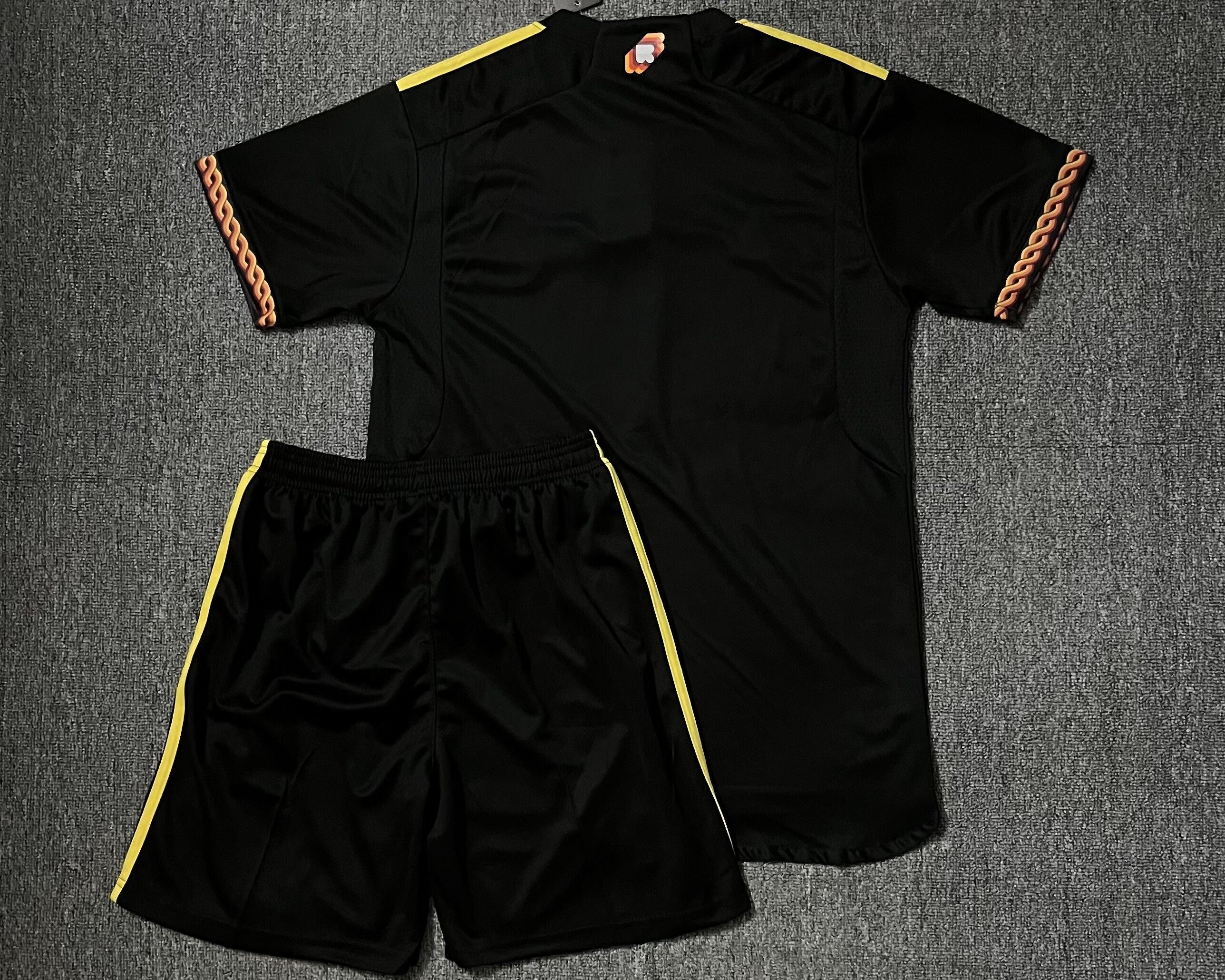 ROMA kid kit