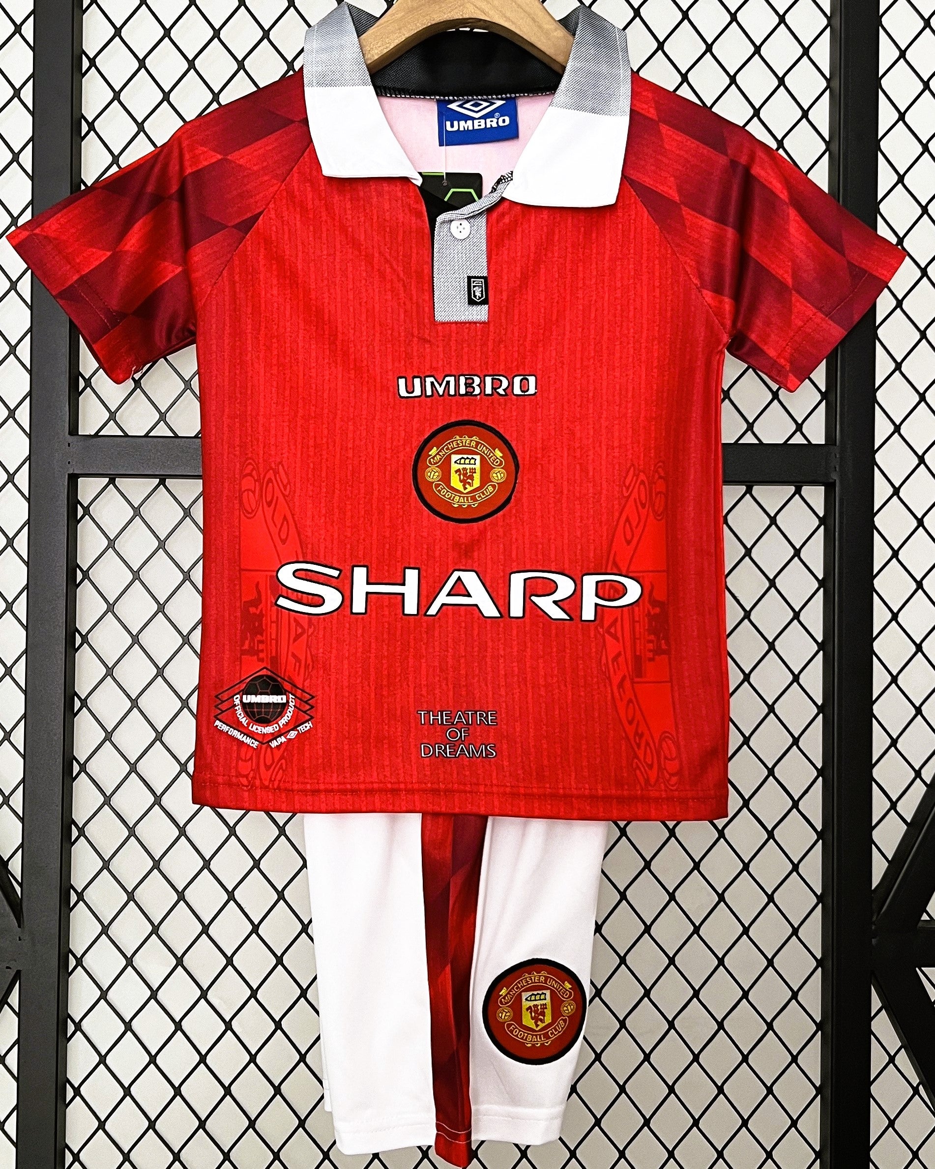 MANCHESTER UNITED kid kit