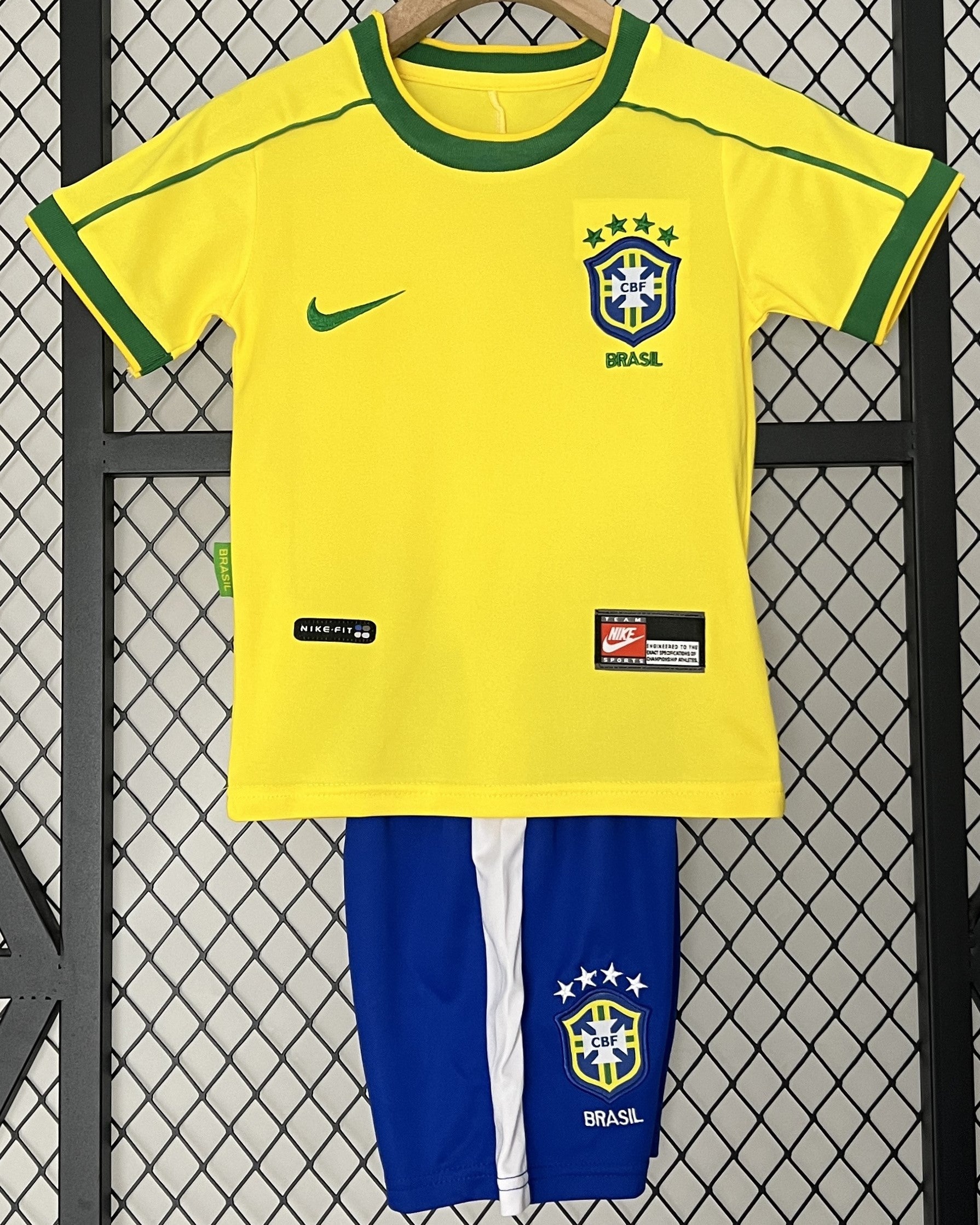 BRAZIL kid kit