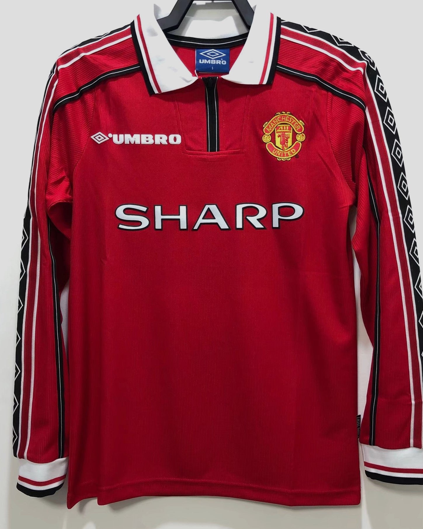 MANCHESTER UNITED Long sleeve shirt – UrbnFootball
