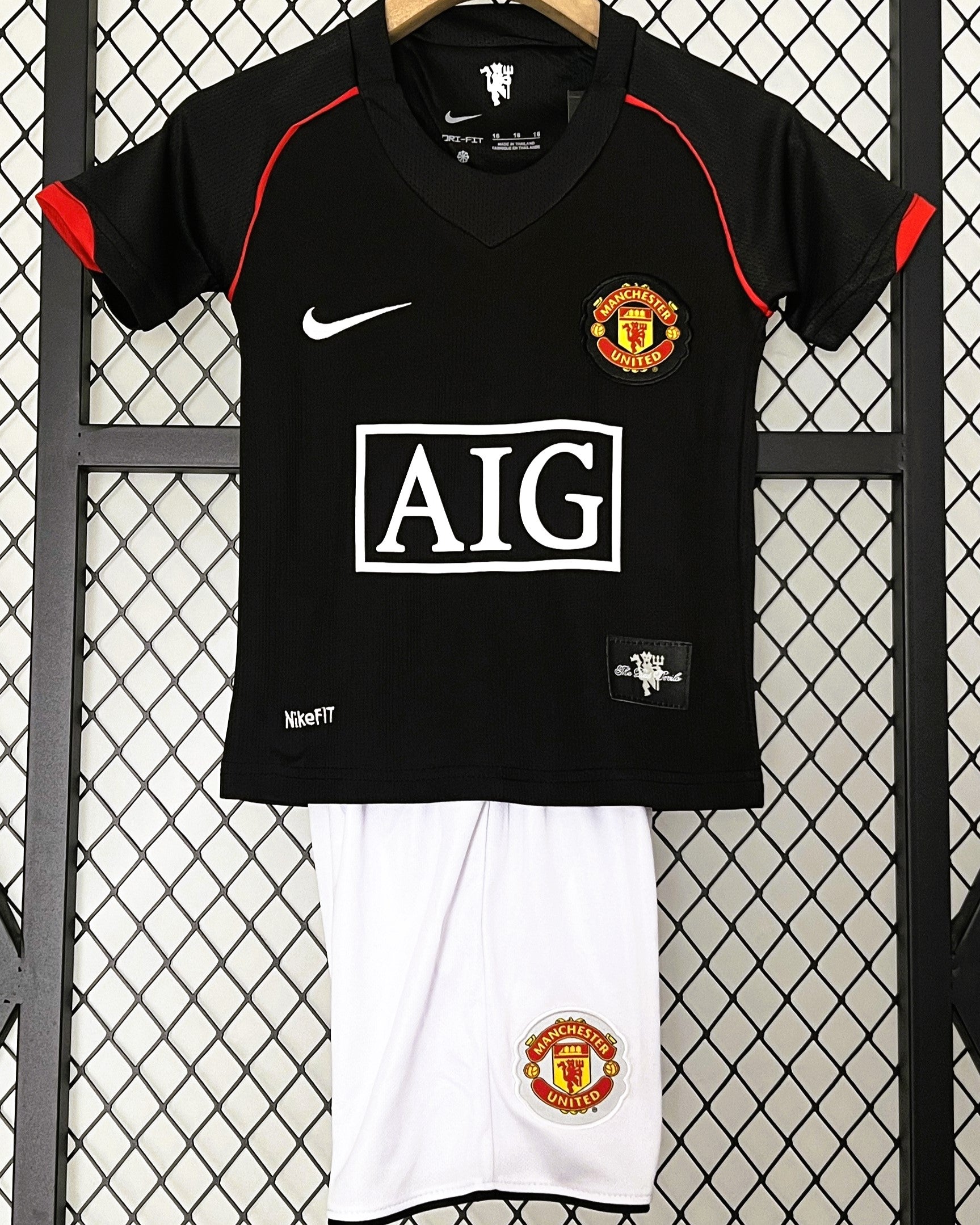 MANCHESTER UNITED kid kit