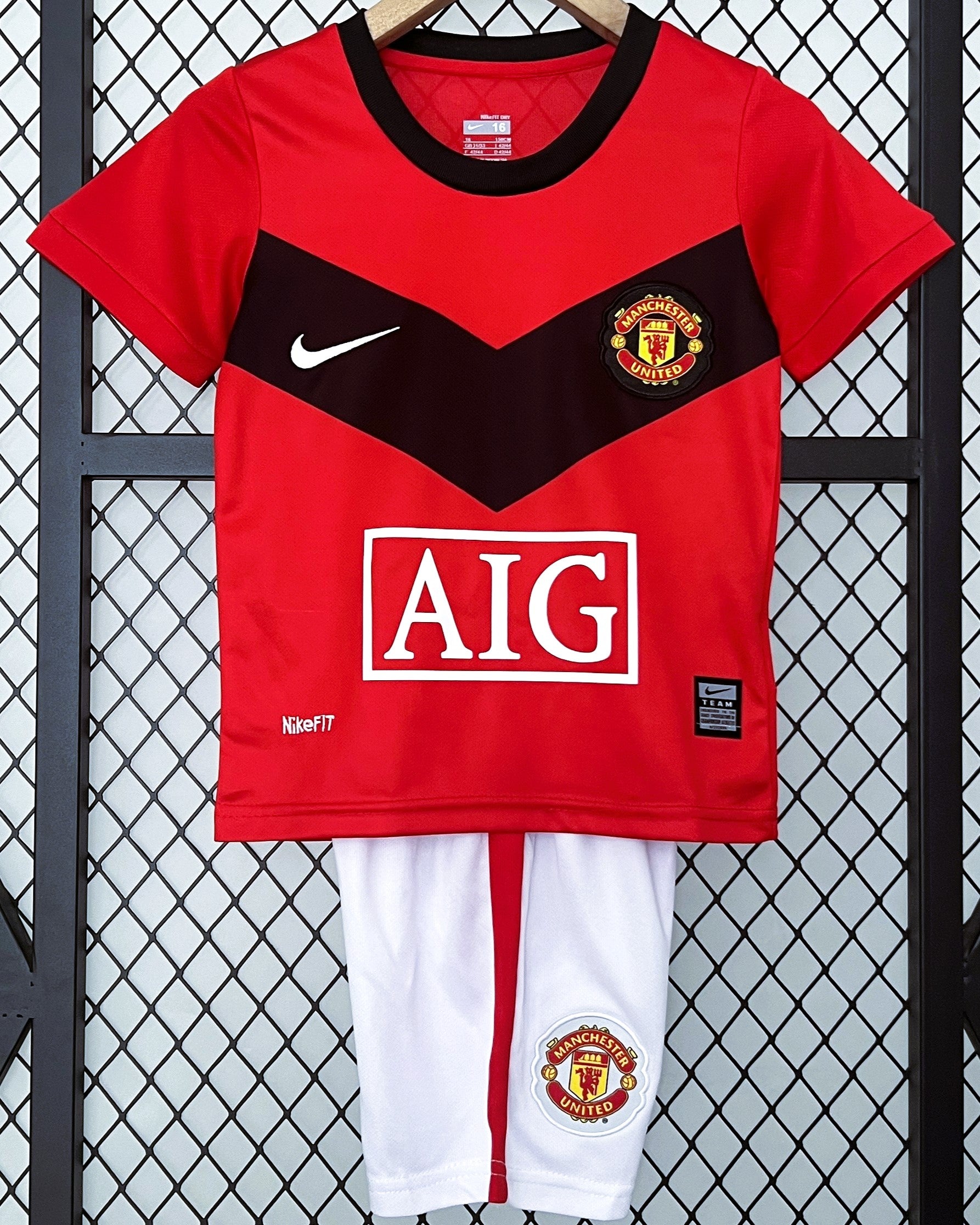 MANCHESTER UNITED kid kit