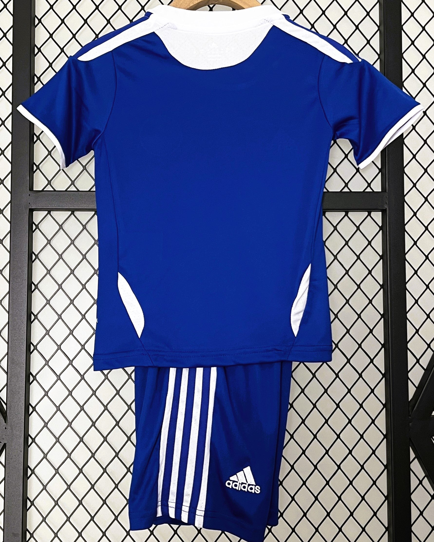 CHELSEA kid kit