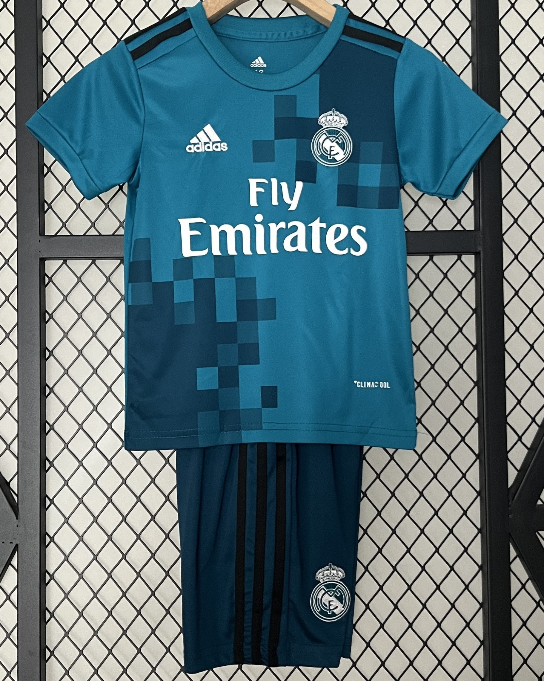 REAL MADRID kid kit