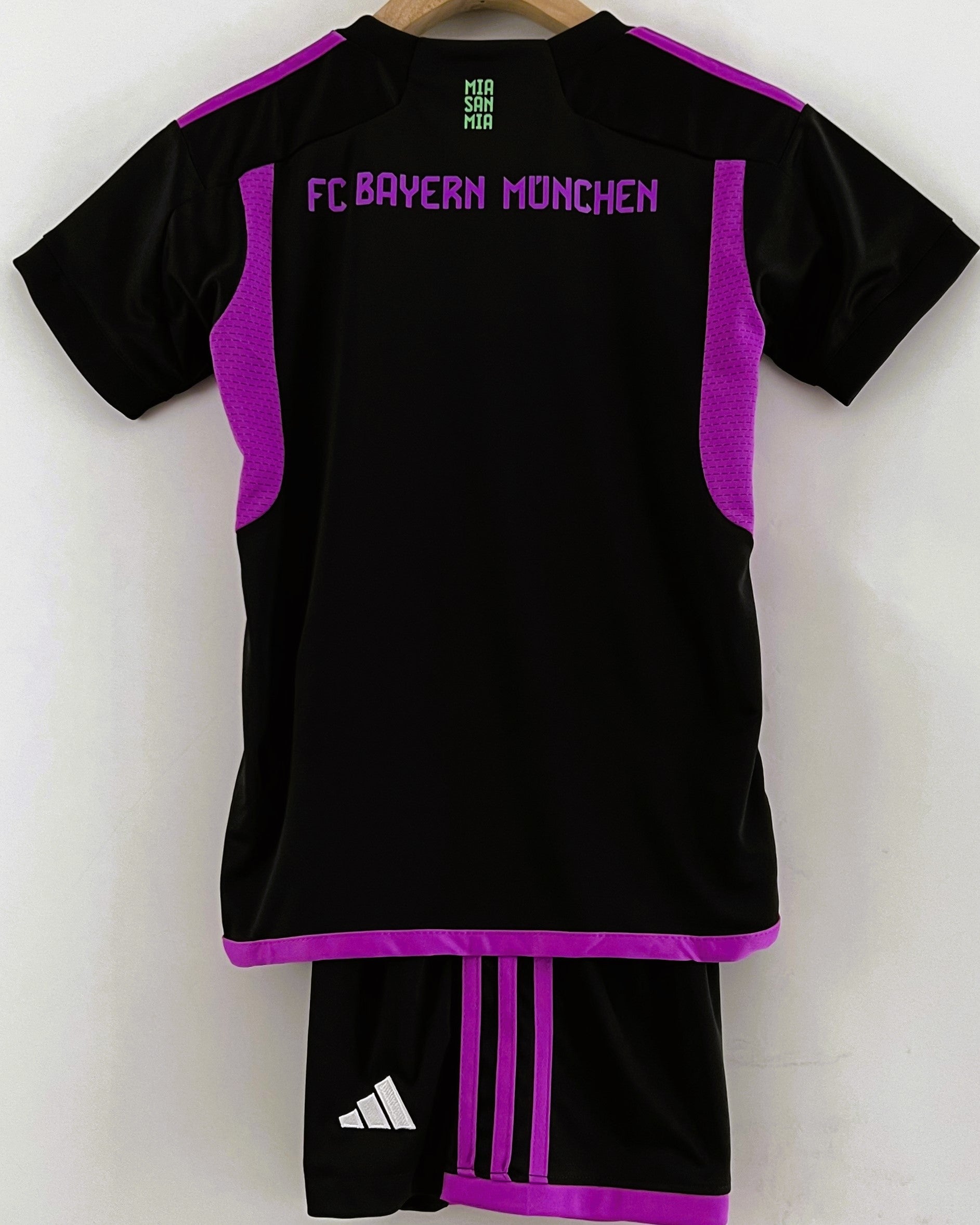 BAYERN MUNCHEN kid kit