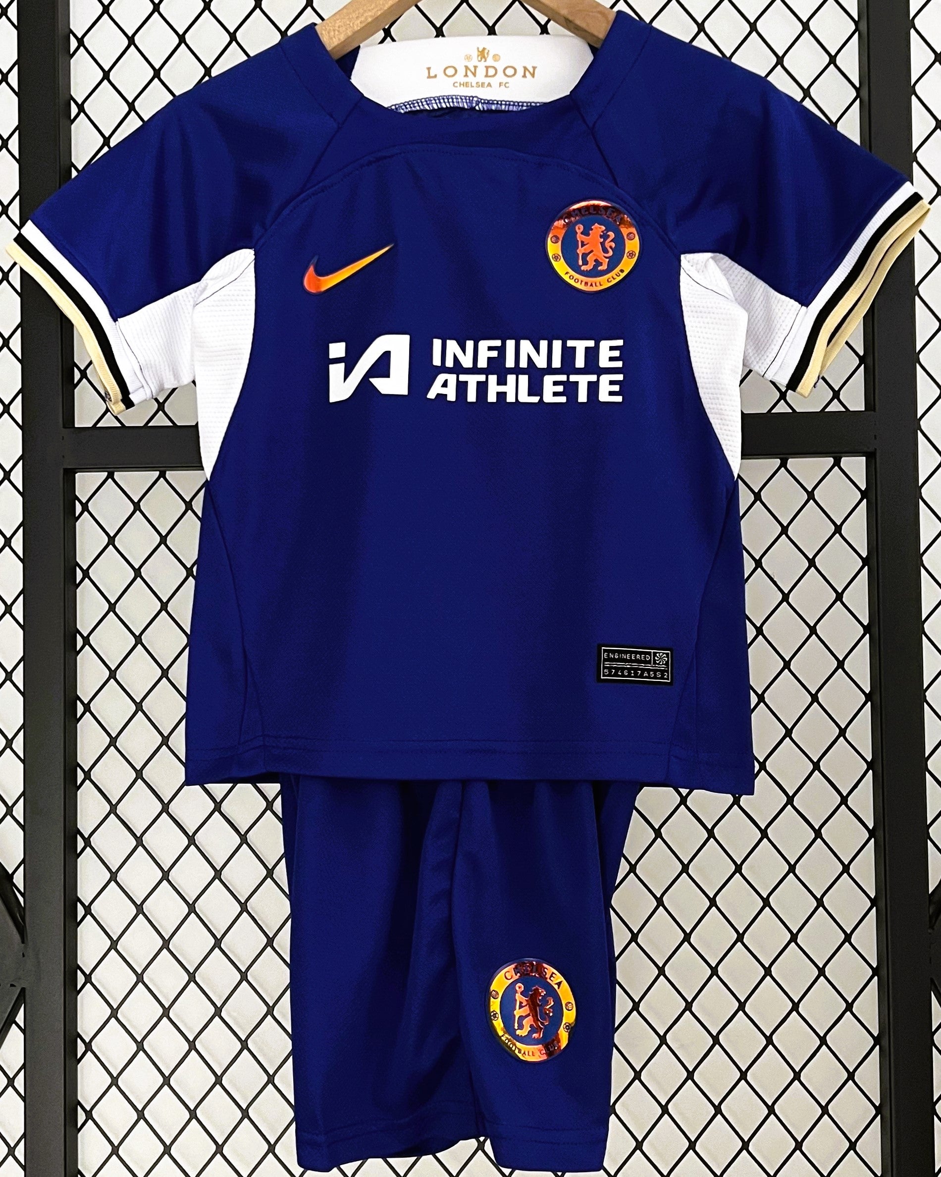 CHELSEA kid kit