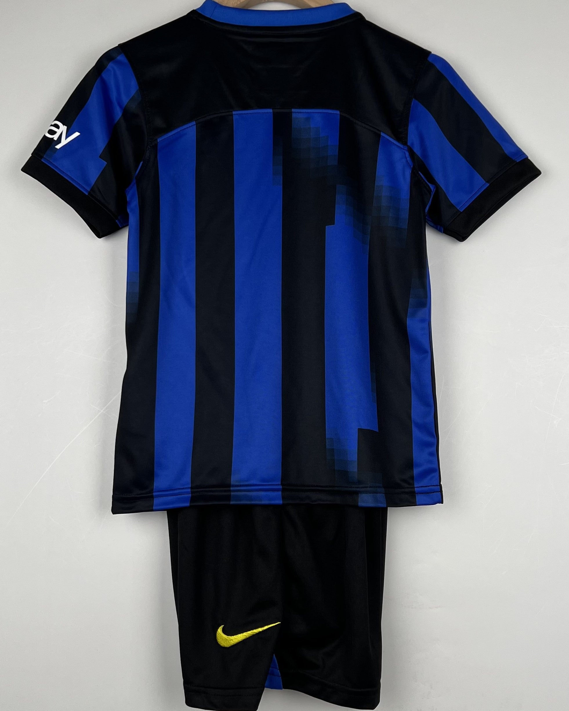 INTER kid kit