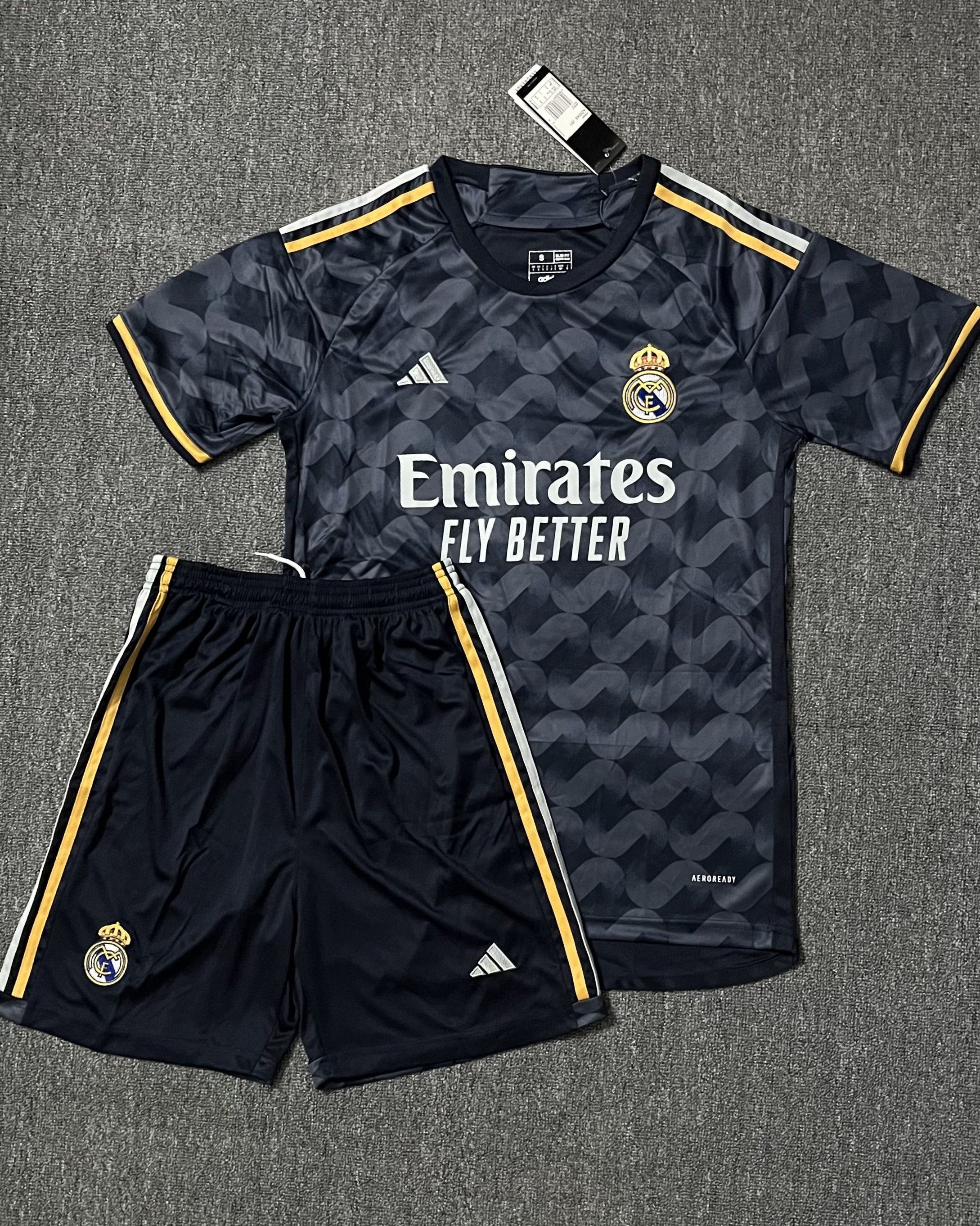 REAL MADRID Adult Kit