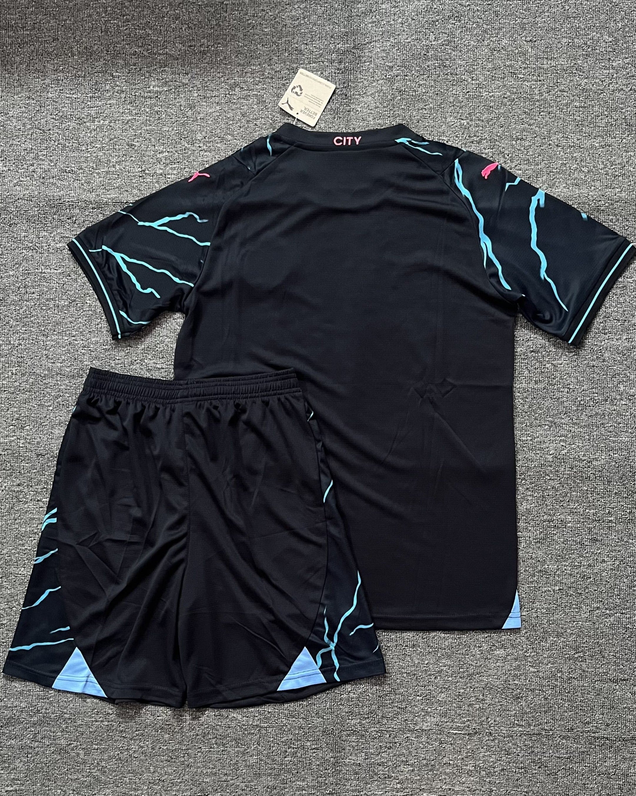 MANCHESTER CITY Adult Kit