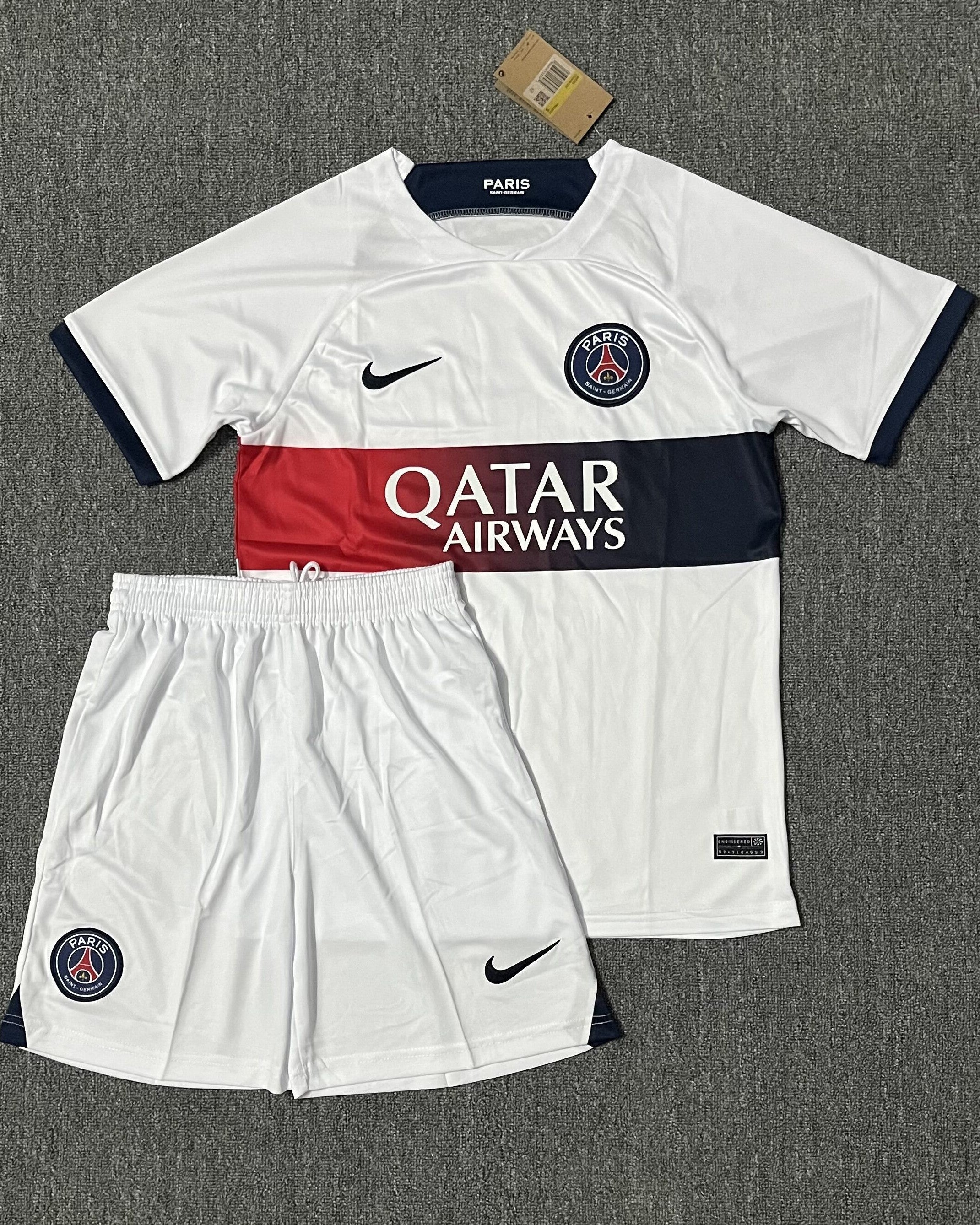 PARIS SAINT GERMAIN Adult Kit