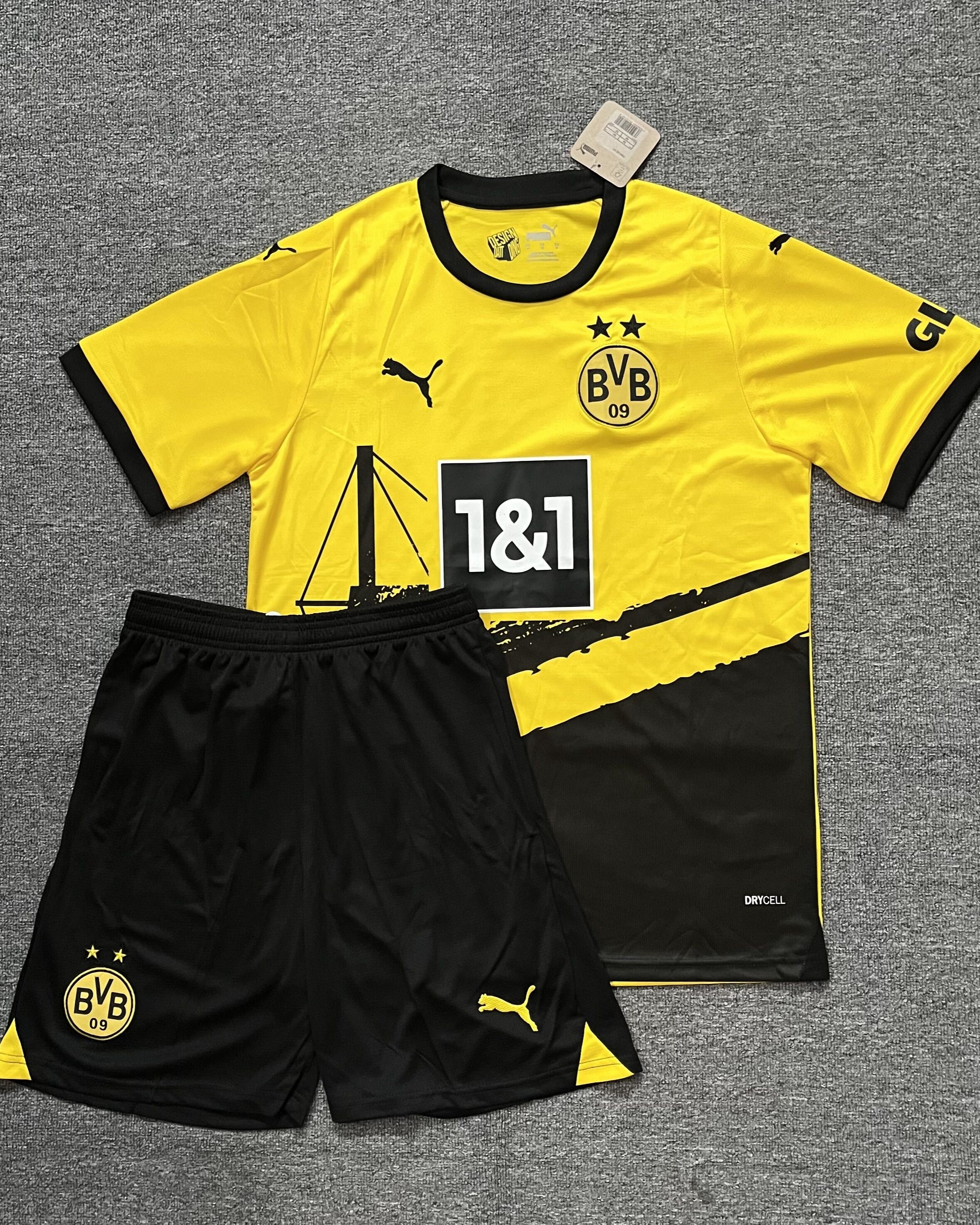 BORUSSIA DORTMUND Adult Kit