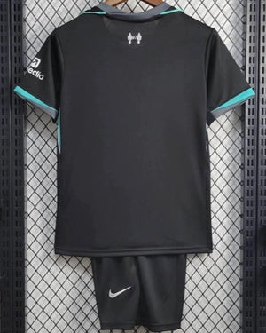 LIVERPOOL kid kit