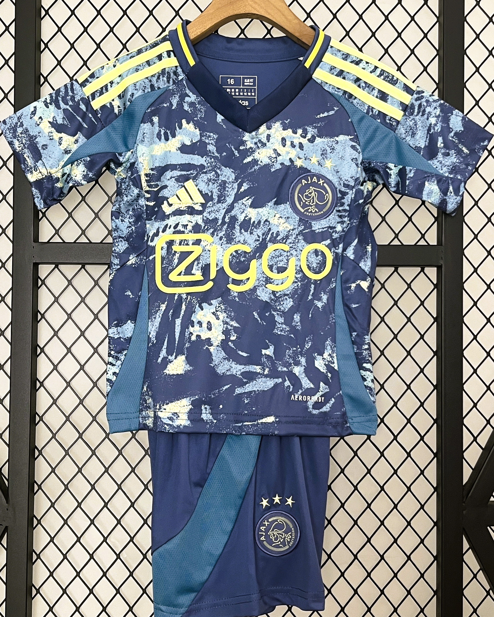 AJAX kid kit