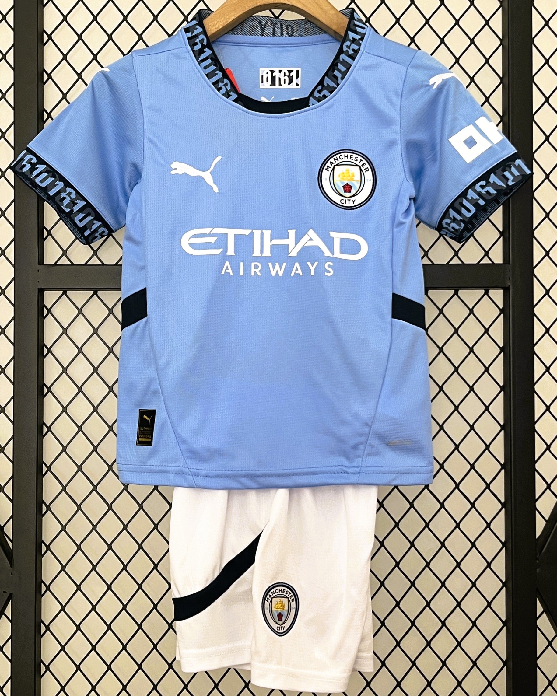 MANCHESTER CITY kid kit