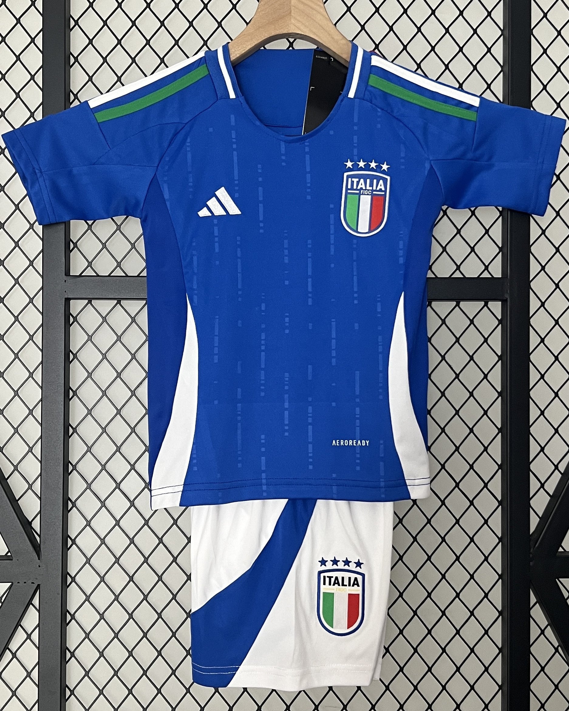 ITALIA kid kit