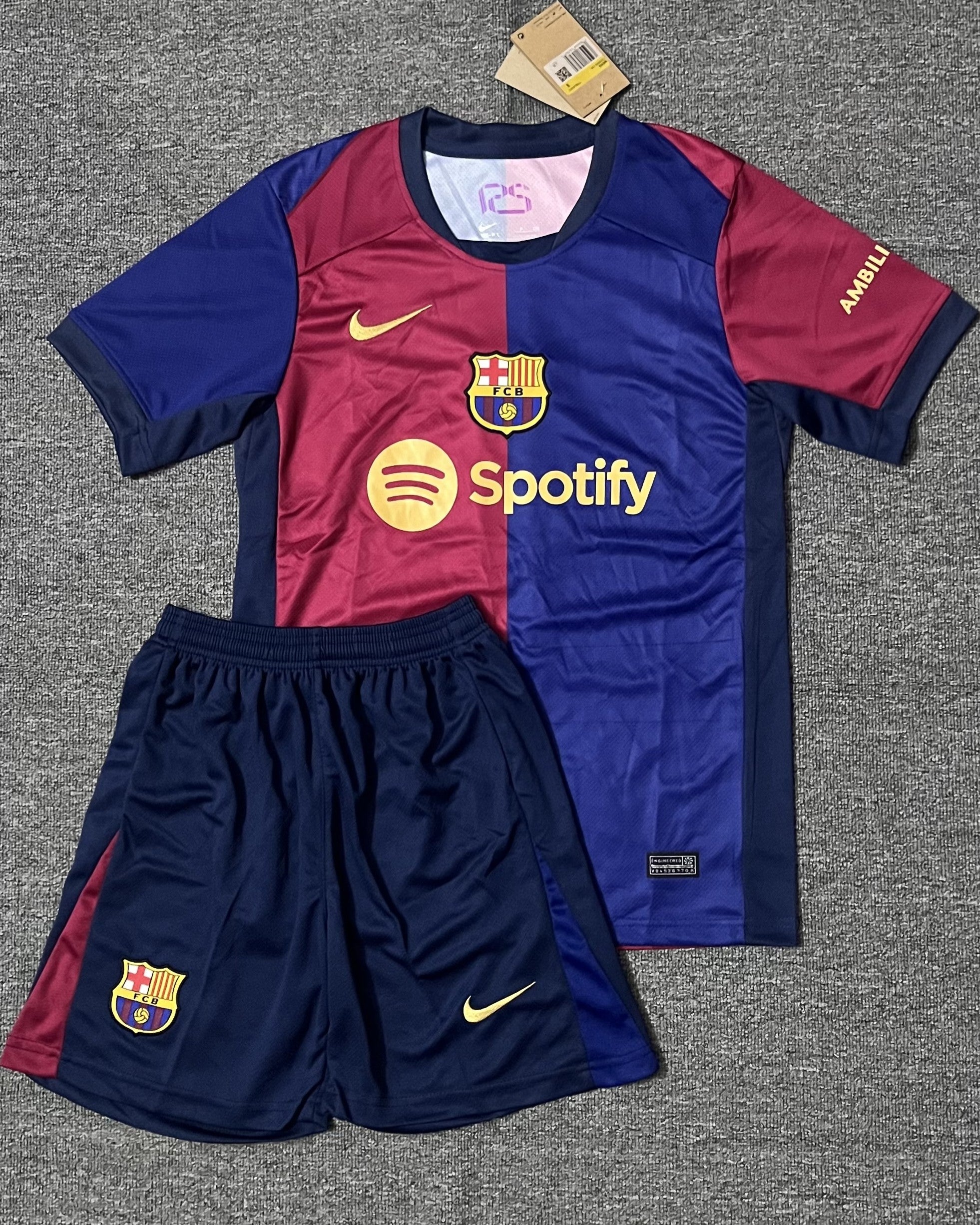 BARCELONA Adult Kit