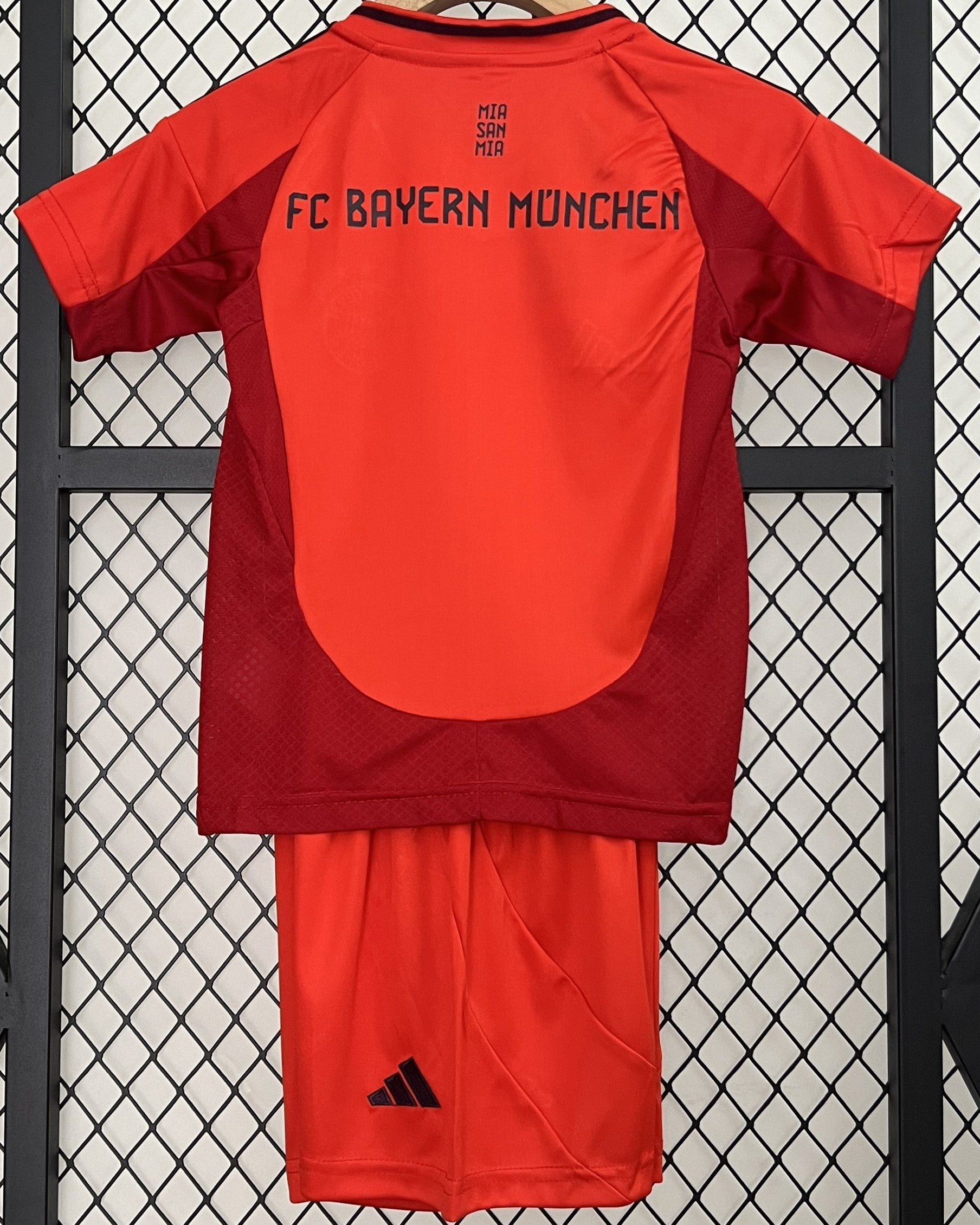 BAYERN MUNCHEN kid kit