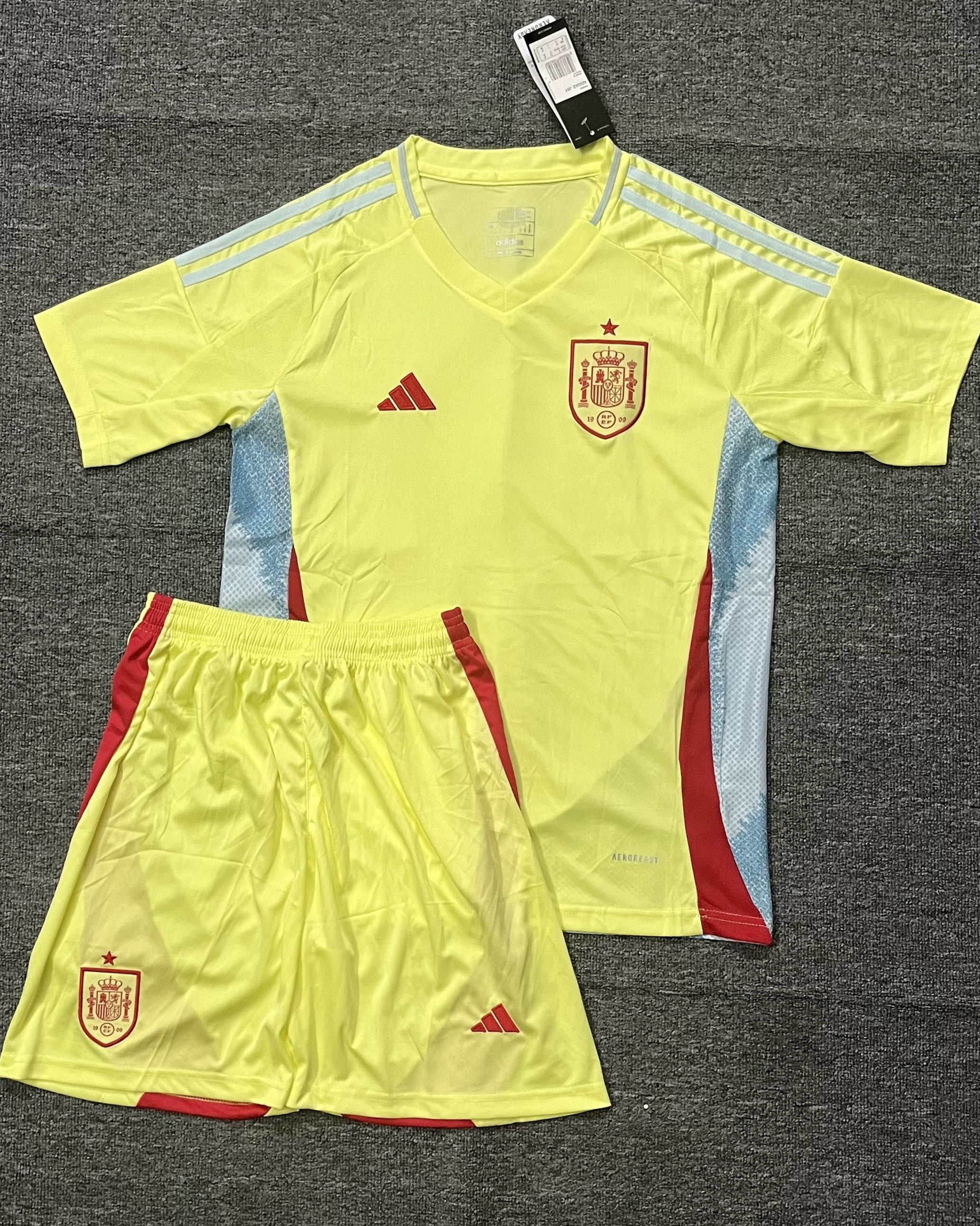 SPAIN Adult Kit