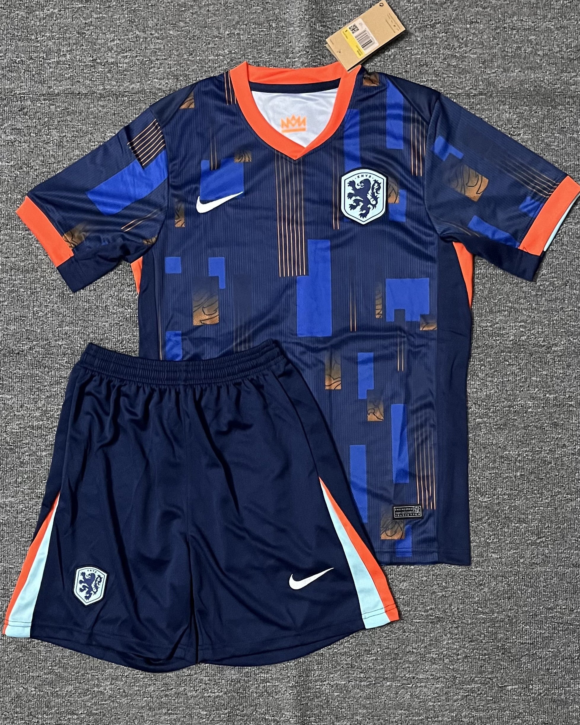 HOLLAND Adult Kit