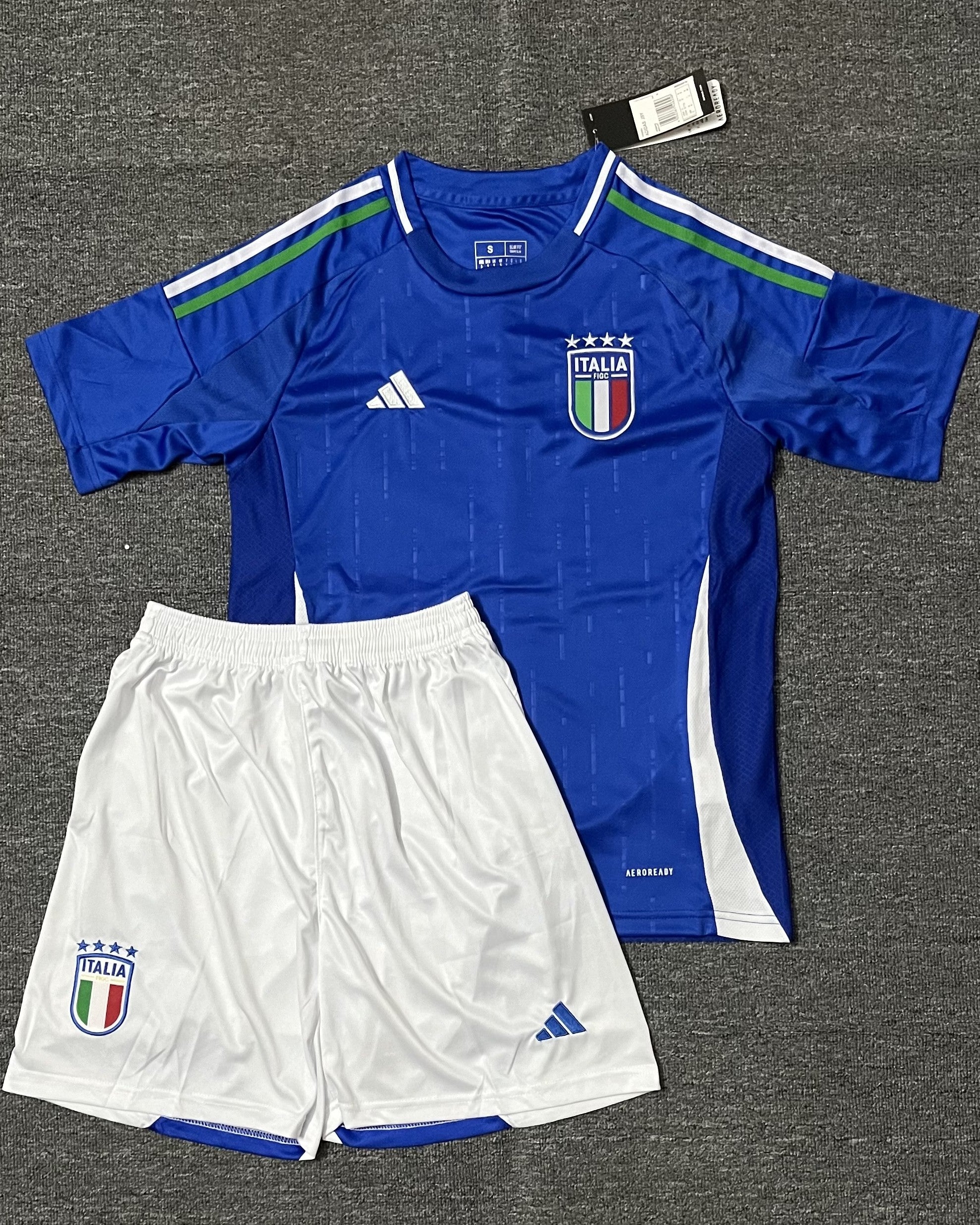 ITALY Adult Kit