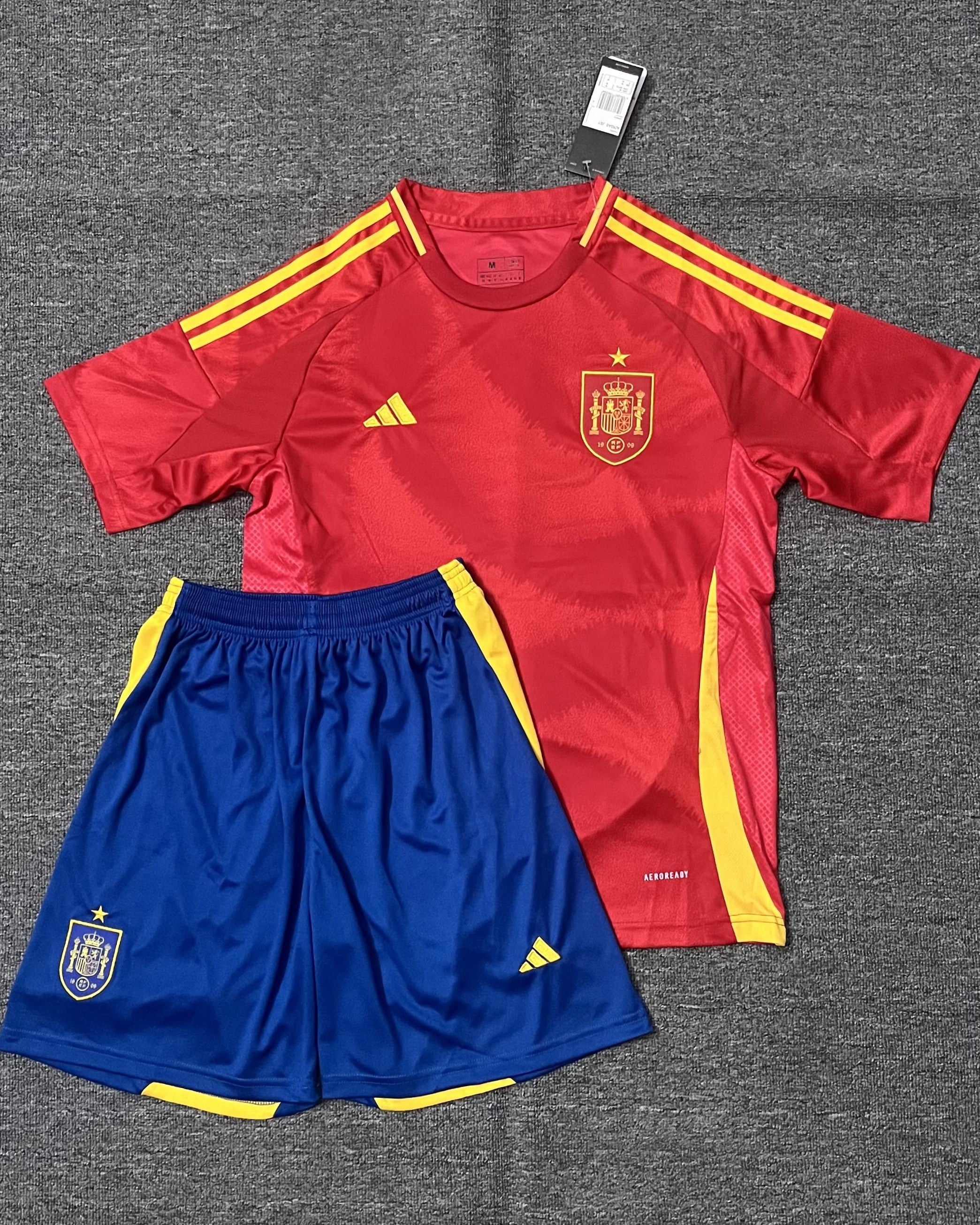 SPAIN Adult Kit