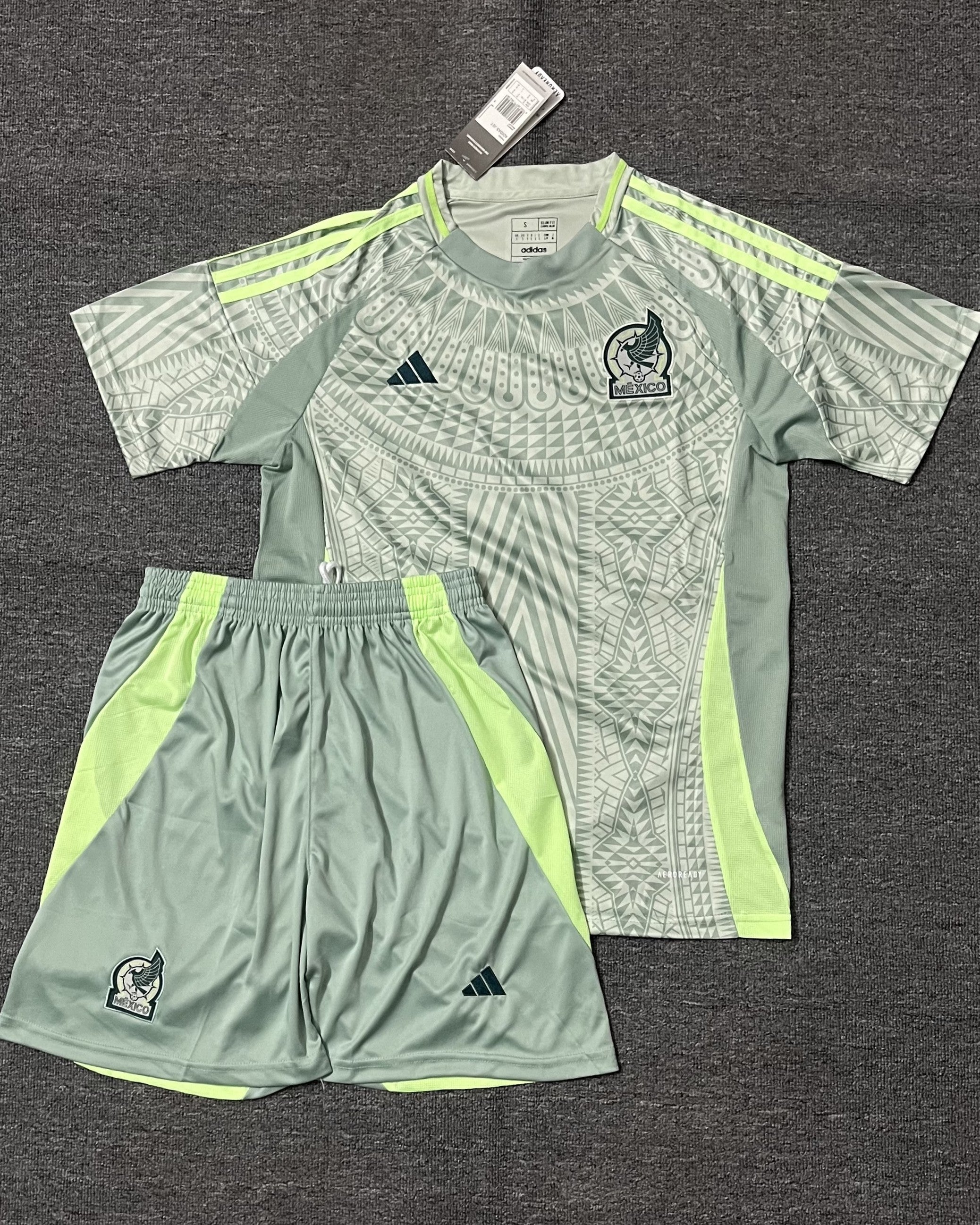 MEXICO Adult Kit