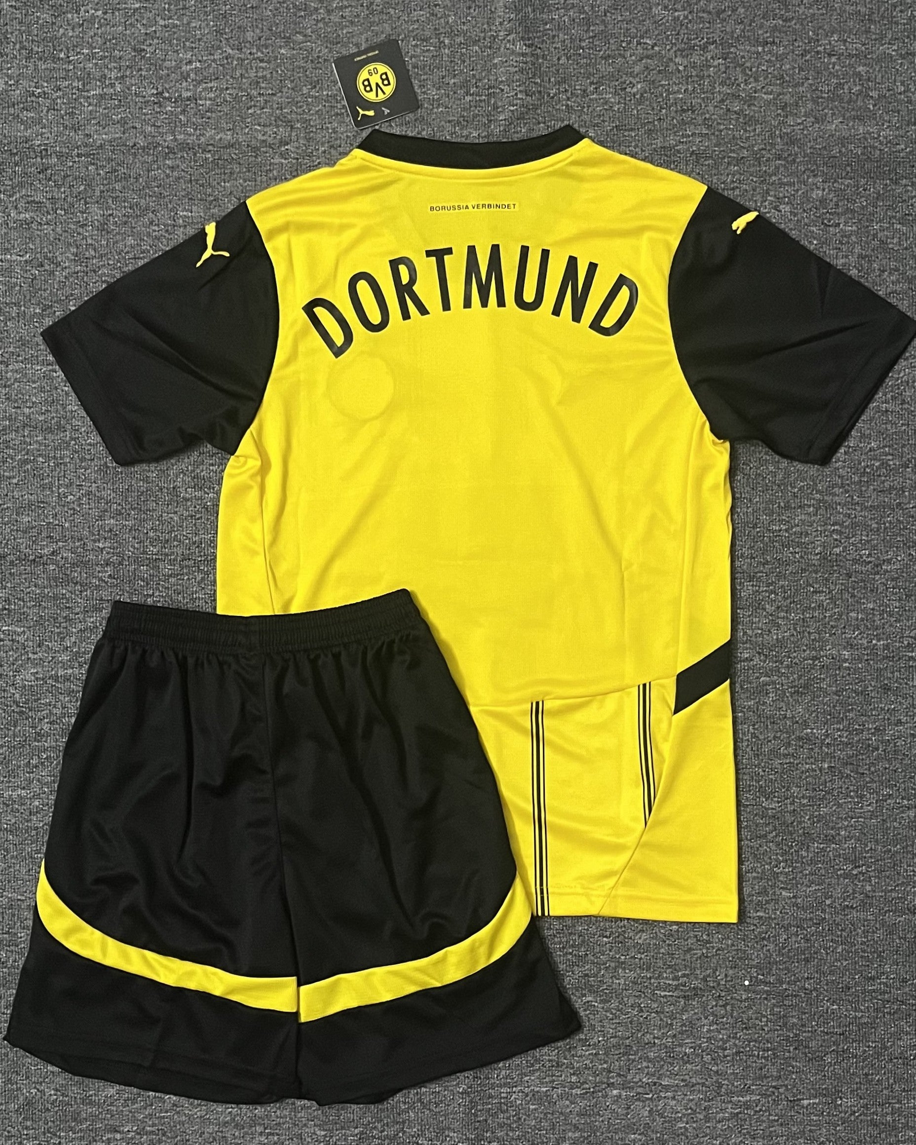 BORUSSIA DORTMUND Adult Kit