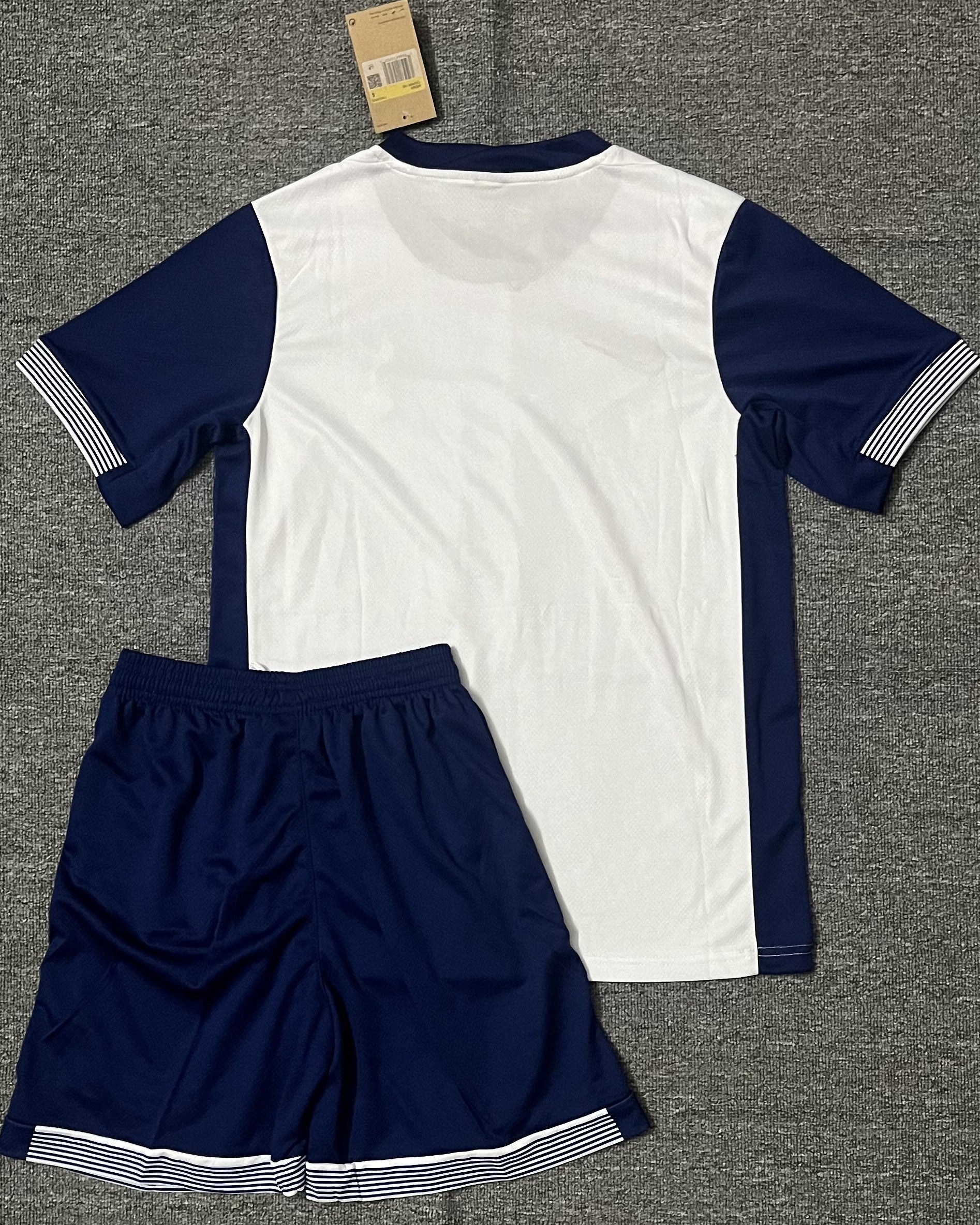 TOTTENHAM Adult Kit