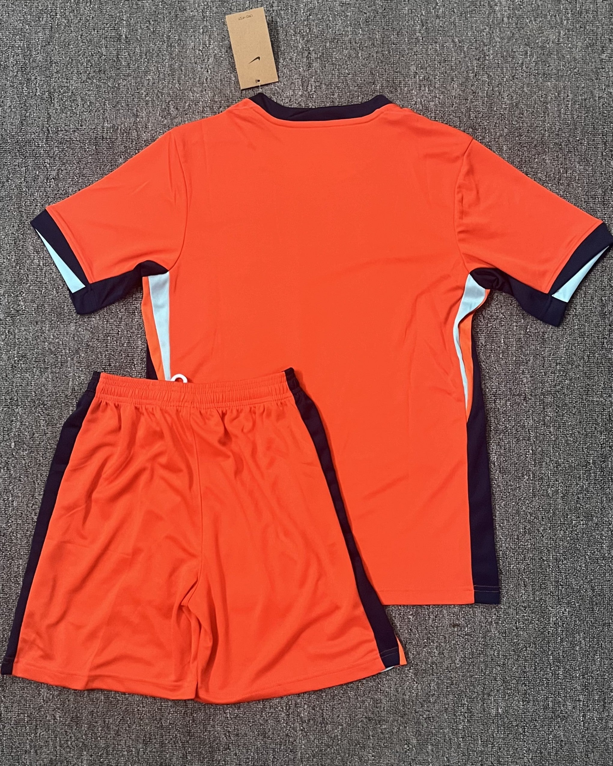 HOLLAND Adult Kit