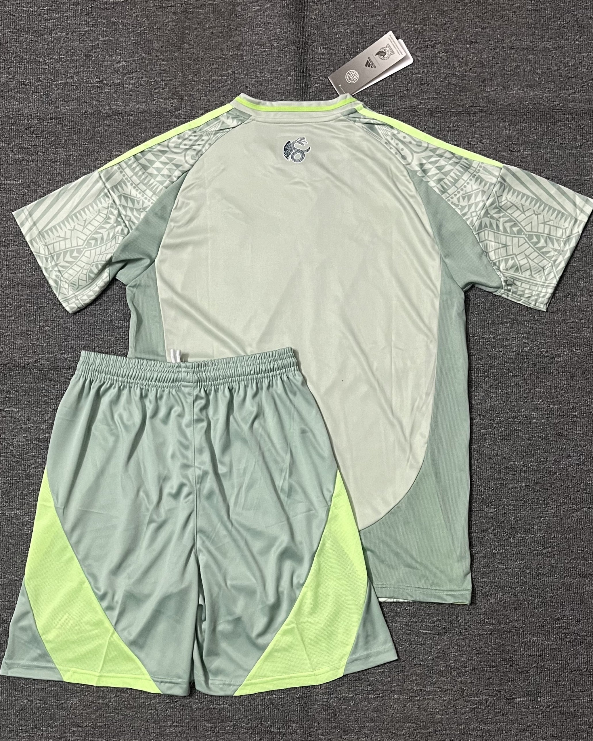 MEXICO Adult Kit