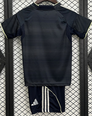 Kit per bambini del REAL MADRID