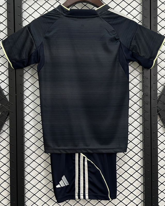 Kit per bambini del REAL MADRID