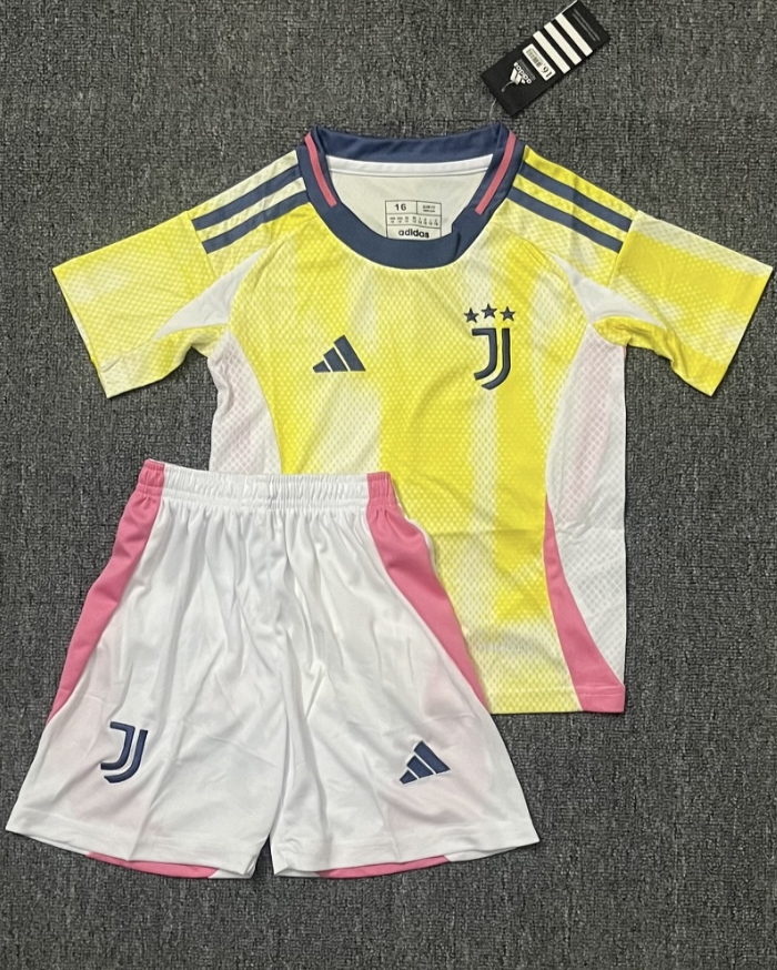 JUVENTUS kid kit