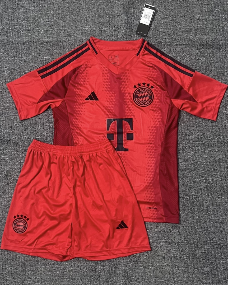 BAYERN MONACO kid kit