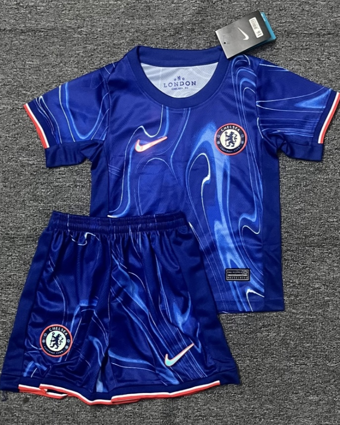 CHELSEA kid kit